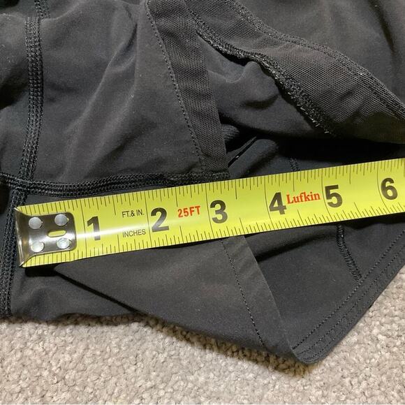 Lululemon Black Gait Keeper Short Size 4 - Picture 6 of 9